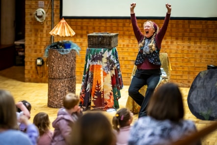 Story telling at the National Museum of Rural Life (2)