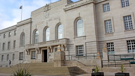 Hackney Town Hall [new retouched]