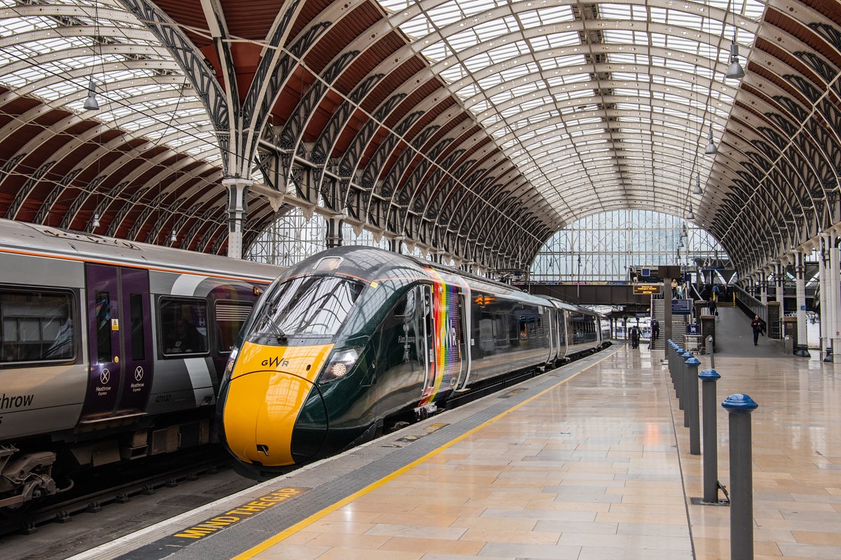 JB 800008LondonPaddington26052022-2555