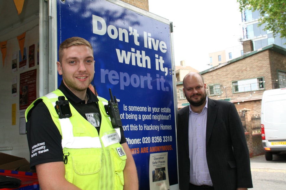communitysafetywardenjamesranyardandcllrphilipglanville.jpg