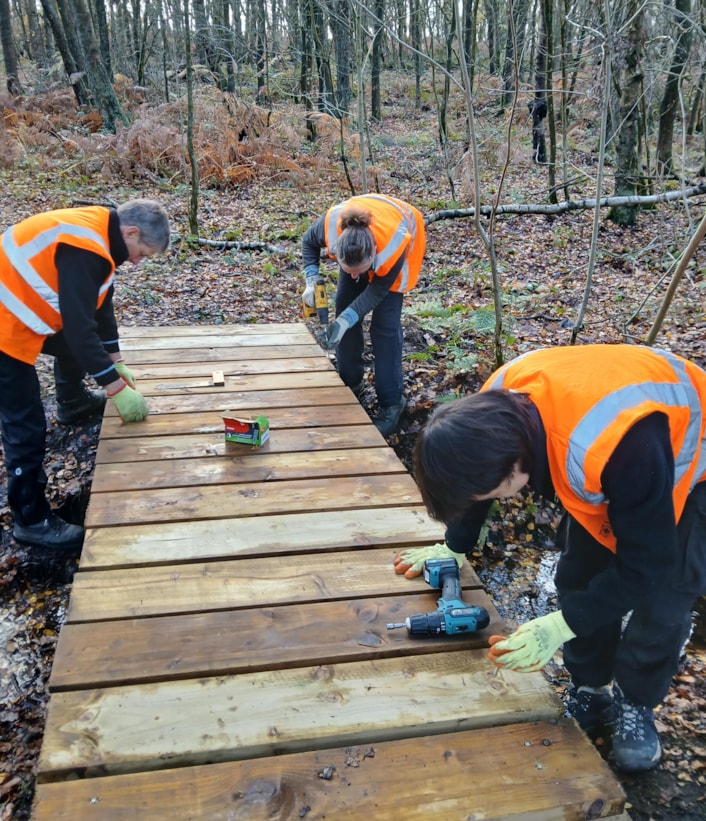 Leeds voluntary footpath rangers boardwalk Otley: The voluntary footpath rangers do everything from installing signposts and way markers to resurfacing footpaths, repairing and constructing bridges, installing steps, gates and fencing, clearing fallen trees and vegetation, and surveying paths.