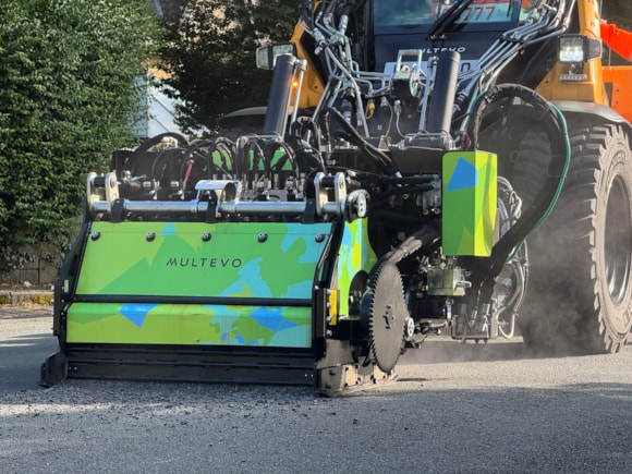 Multevo's new pothole repair machine