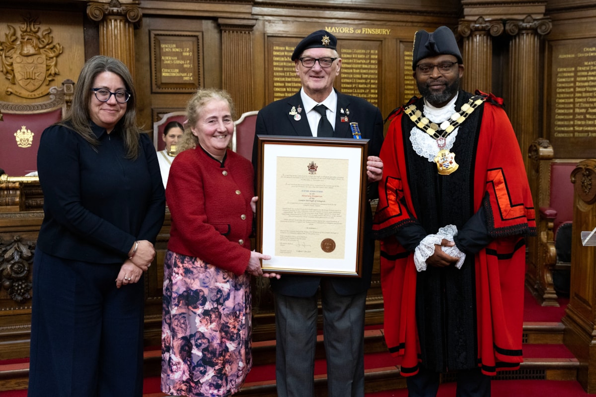 David John Dade receives the Freedom of the Borough with, from left, Islington's Chief Executive Victoria Lawson, Council Leader Cllr Una O'Halloran and Mayor of Islington Cllr Jason Jackson.