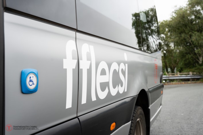 TfW fflecsi-12: TfW fflecsi-12