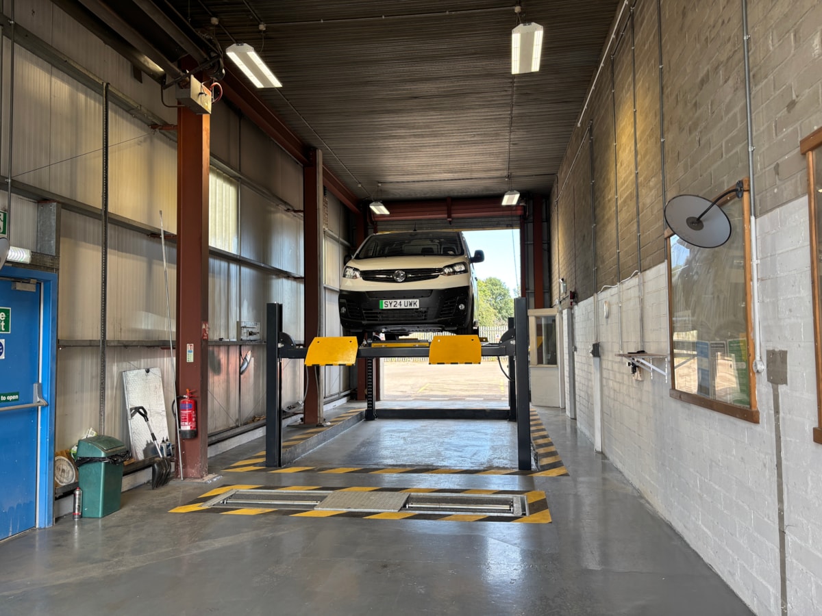 MOT Bay upgrade van and office