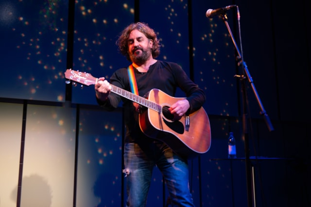 25.09.30 Ian Prowse-3