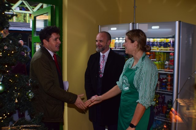 Rail Minister, Huw Merriman MP meets with the owner of newly opened The Bulleid Buffet café.