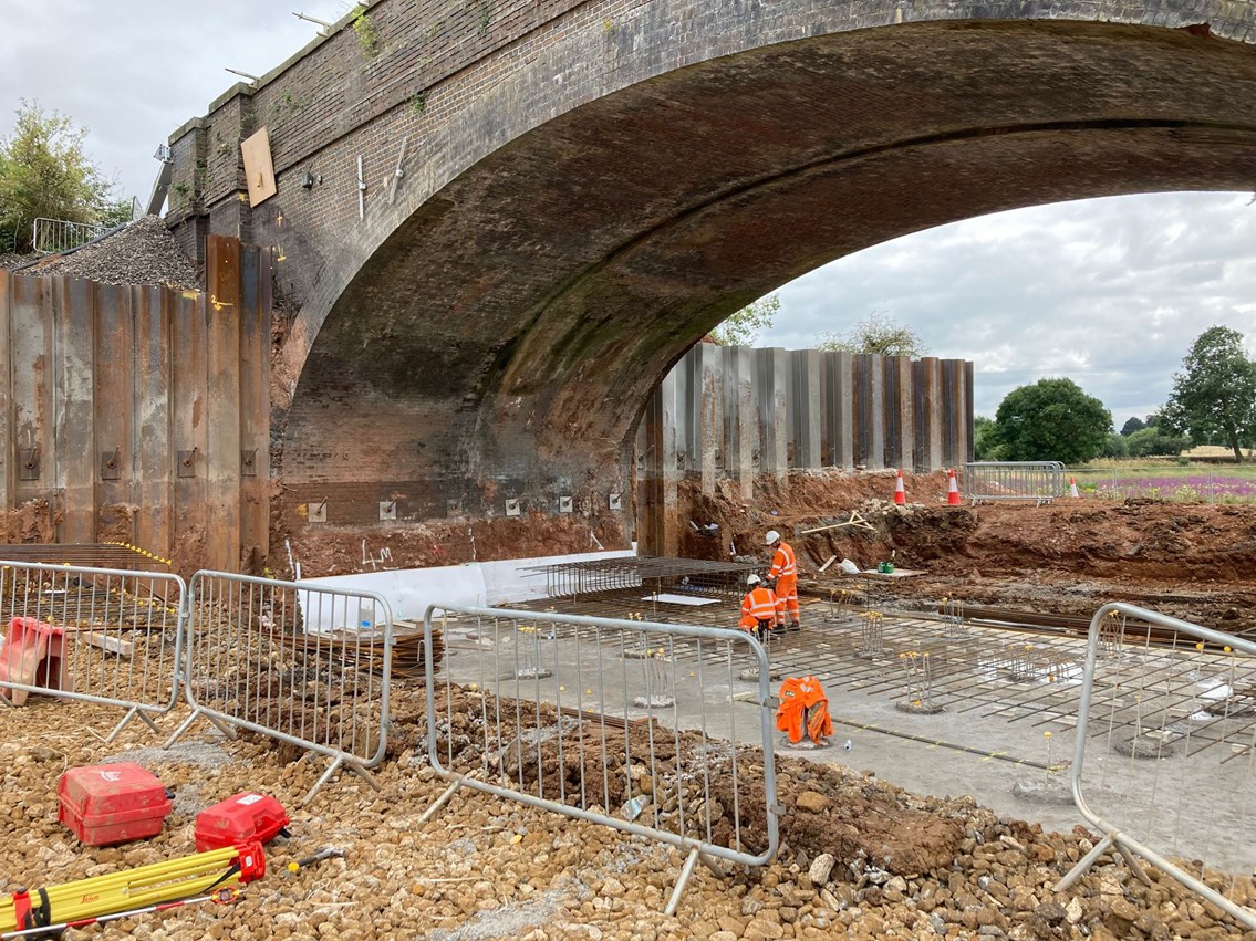 Strengthening work taking place at the River Avon viaduct