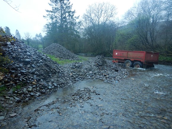 Rivers at risk from gravel removal and channel alteration: Gravel extraction