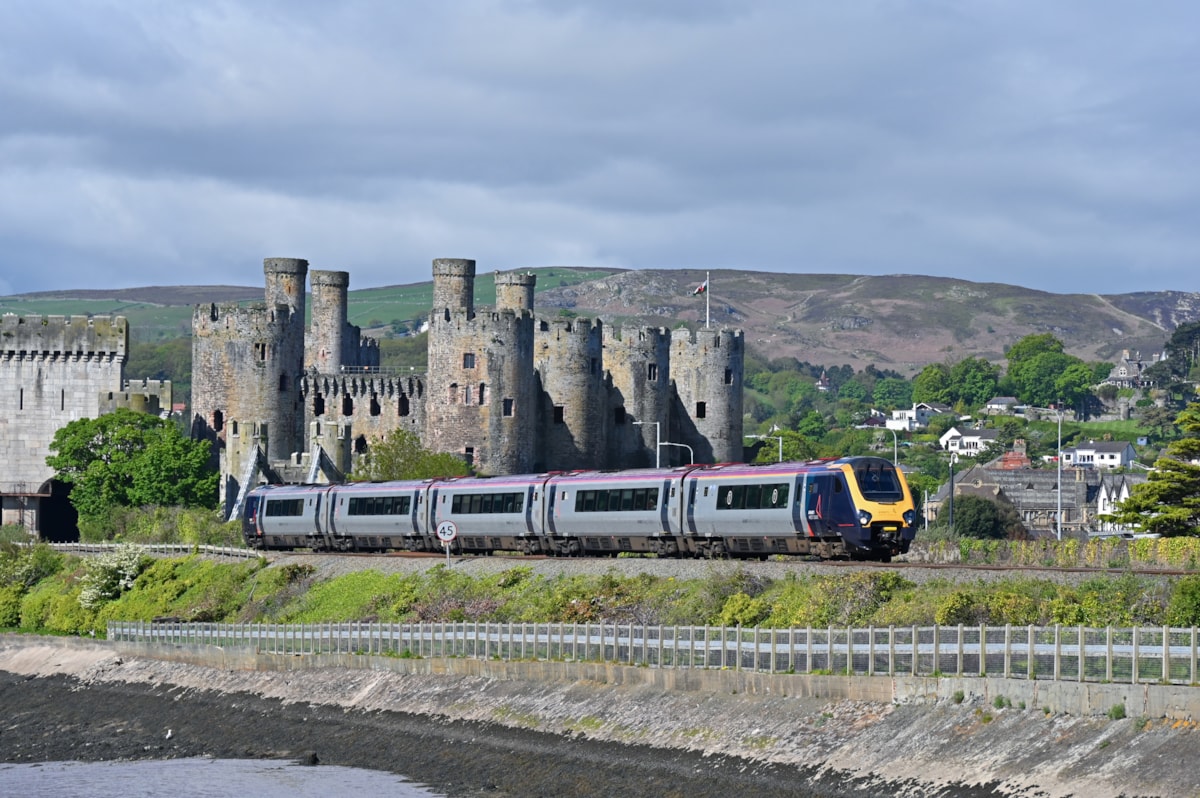 Super Voyager Conwy Castle