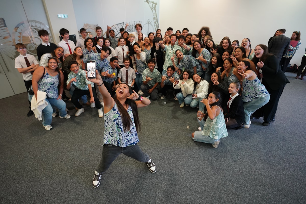 Pupils from Kamehameha school in Hawai'i and Glasgow's Gaelic High School meet at the National Museum of Scotland (Credit Stewart Attwood)