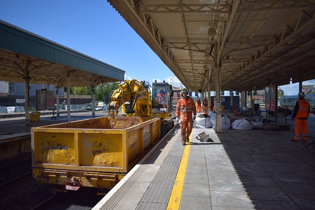 Passengers in Wales and Borders urged to plan their rail journeys this Easter: South Wales Mainline Upgrade