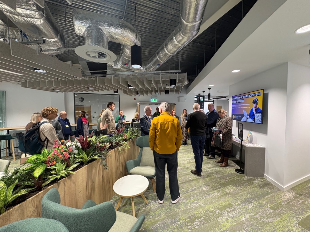 Community leaders visit-5