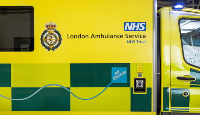 Electric ambulance-4