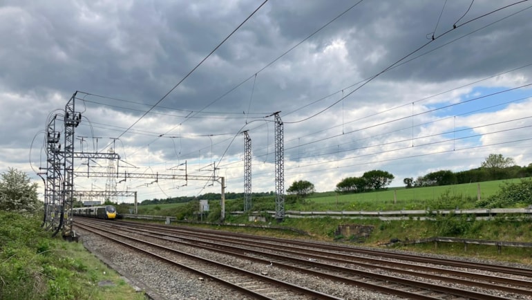 Travel update: Reduction in services for London Euston following damage to overhead powerlines on the West Coast Main Line