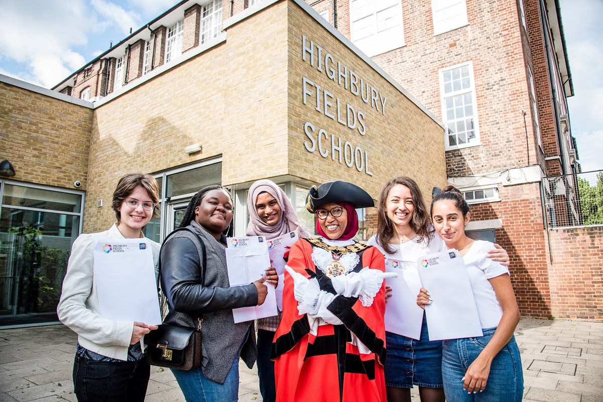 A-levels results day at Highbury Fields School with (L-R) Luiza Sommariva, Iris Britwum, Maryam Begum, Mayor of Islington, Cllr Rakhia Ismail, Jenna Cahusac de Caux and Begum Aksu