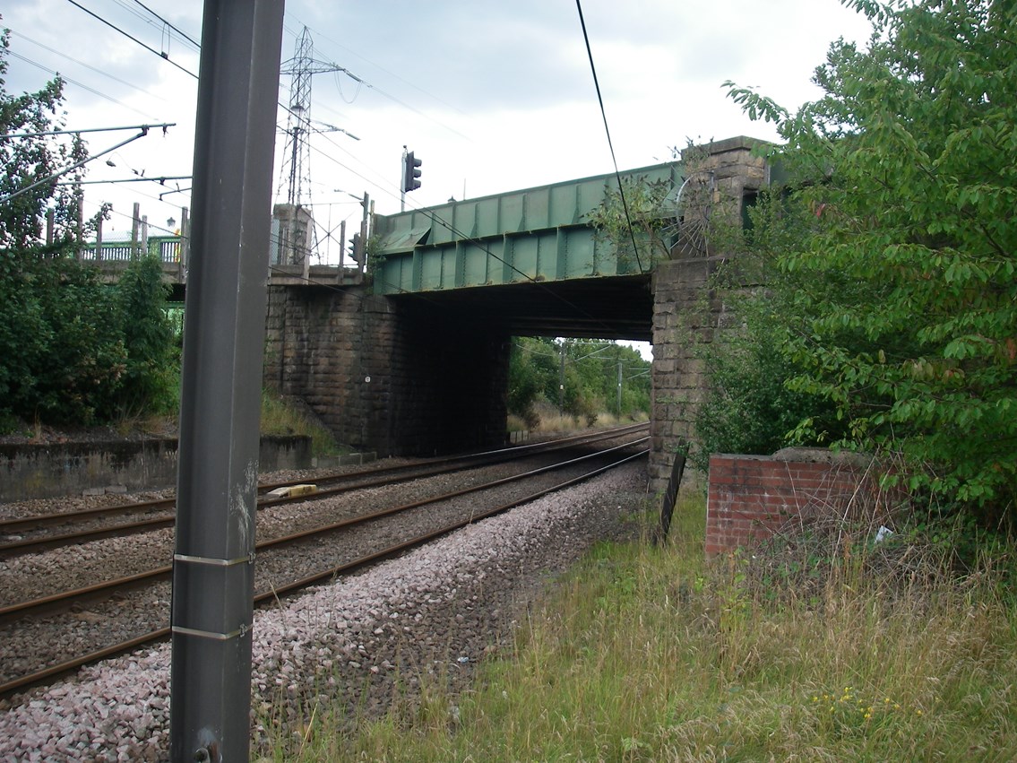 Bridge Road railway bridge improvements to start in Kirkstall: Kirkstall railway bridge