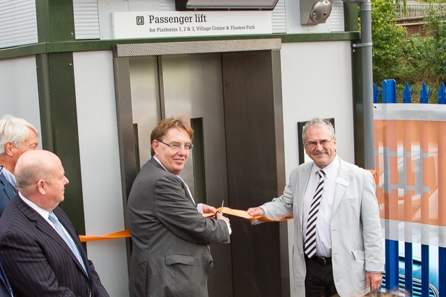 Network Rail chairman Sir Peter Hendy and John Howell, MP for Henley-on-Thames, open the new footbridge and lifts at Goring & Streatley