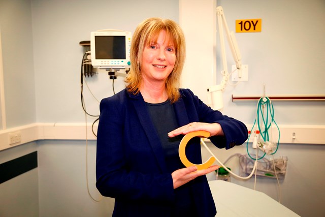 Health Secretary marks World Cancer Day: Small C (5)