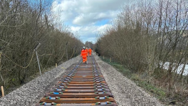 Passengers urged to check before travelling ahead of major track renewal work between Pwllheli and Dovey Junction: Track renewal Machynlleth 2025