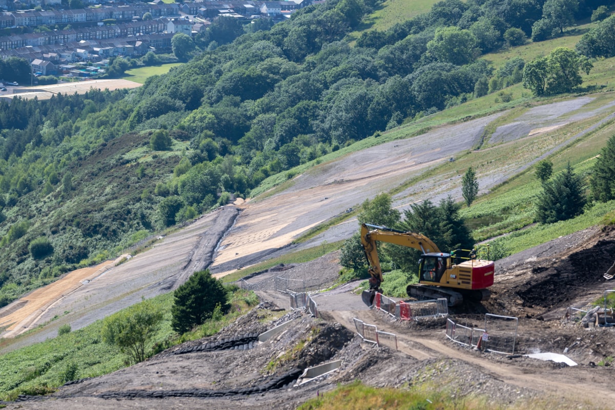 FM and DFM Visit to Tylorstown Coal Tip 18.06.25-12