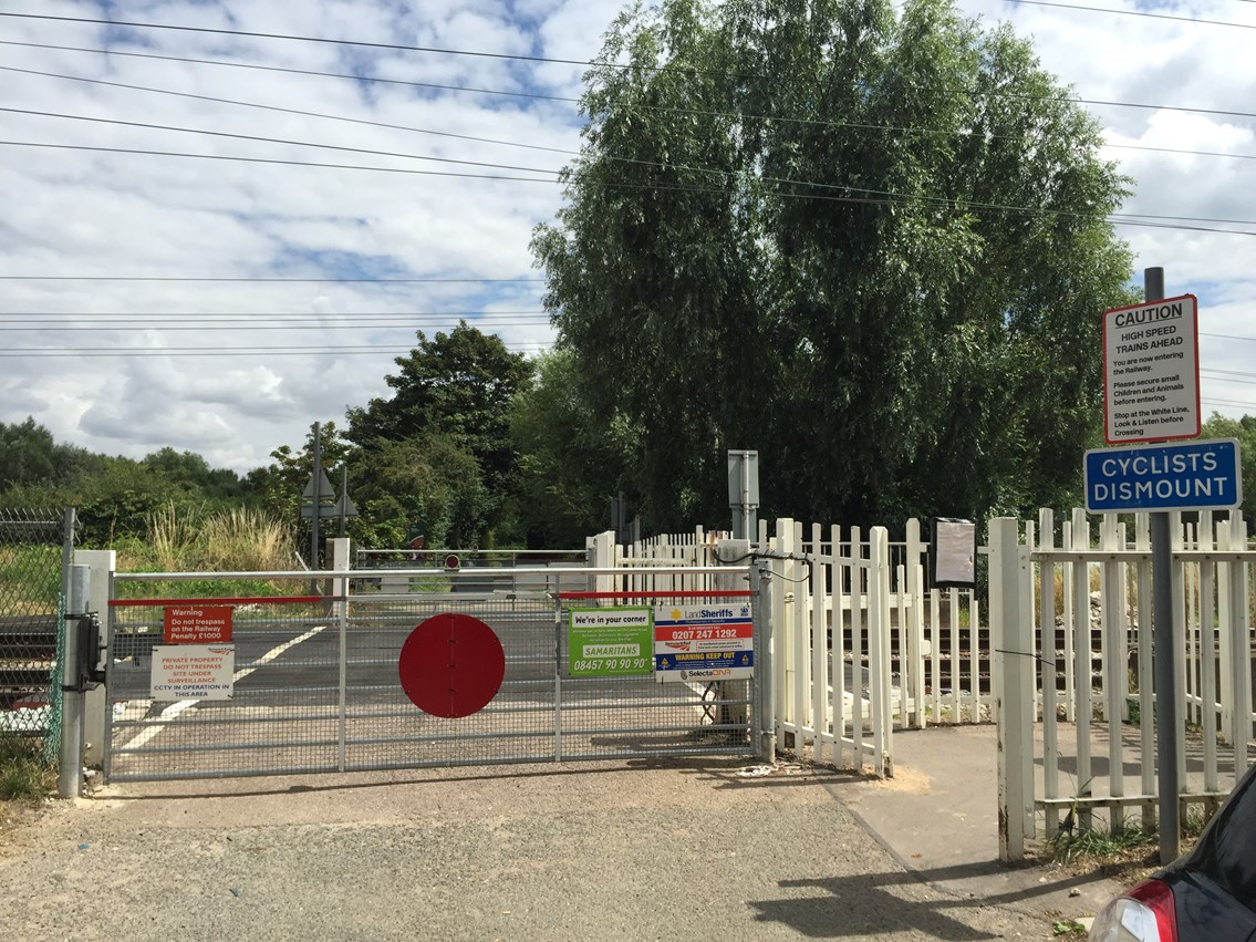 Residents invited to information event about the closure of Hertfordshire level crossing: Trinity Lane Level Crossing Waltham Cross