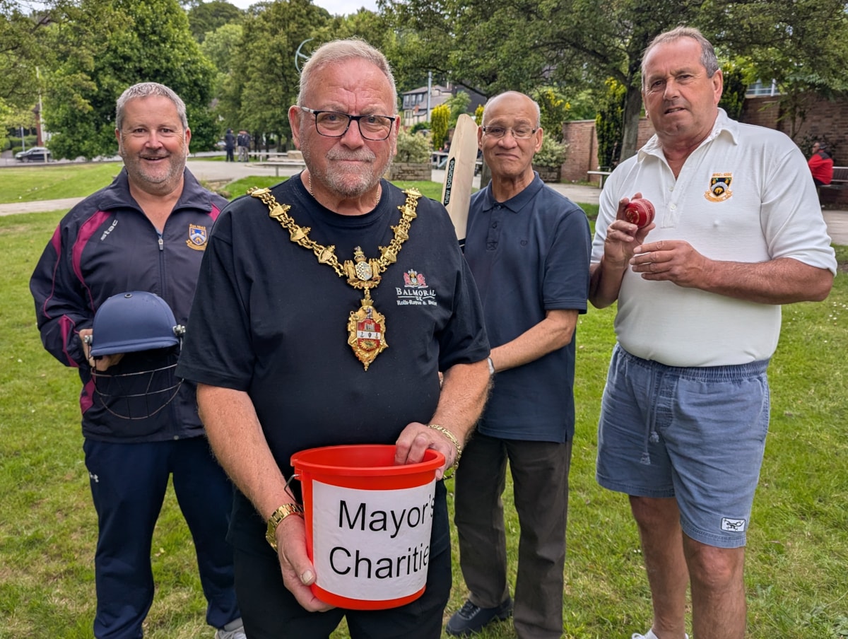 The Mayor of Dudley, Cllr Pete Lee, with Cllr Mohammed Hanif (centre) and Keith Litster (left) and Keith Jones (right) from Stourbridge Cricket Club-2