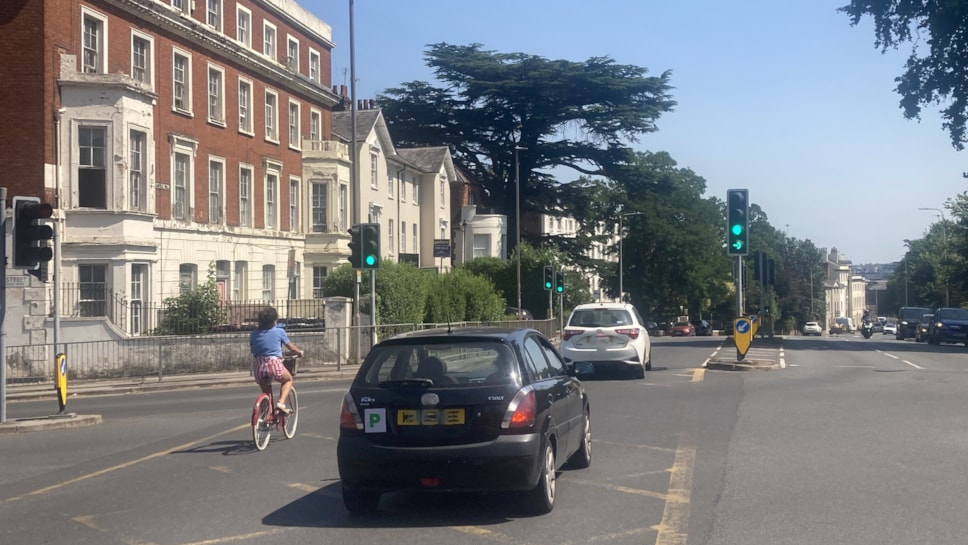 Bath Road active travel scheme 1E