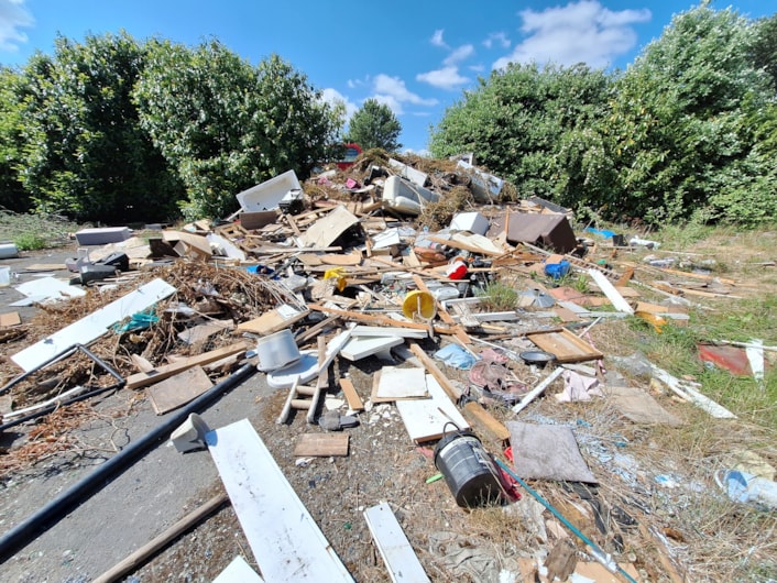 Leeds flytipper handed suspended prison sentence after waste dumping spree: Ellerby Lane1