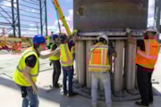 Photo 2: The ETU 3.0 reactor vessel was lowered into position using construction cranes and mounted on a support structure attached to the building’s foundation.