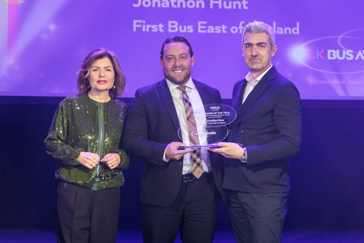 Jonathon Hunt receiving Manager of the Year Award