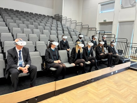 24-09-26 Transport Minister using VR Headsets with Sixth Formers at Tonyrefail Community School 1