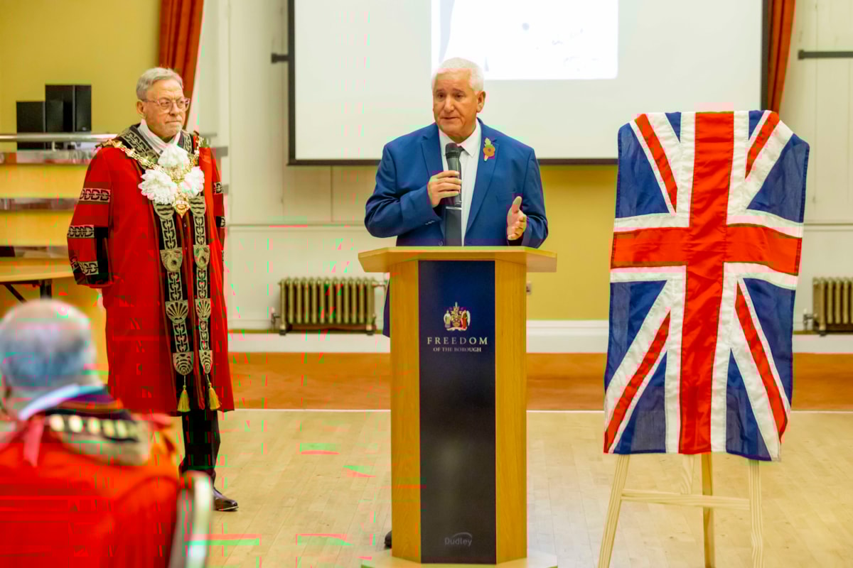 Leader of Dudley Council Patrick Harley and the Mayor of Dudley introuce Joe Bullock (2)