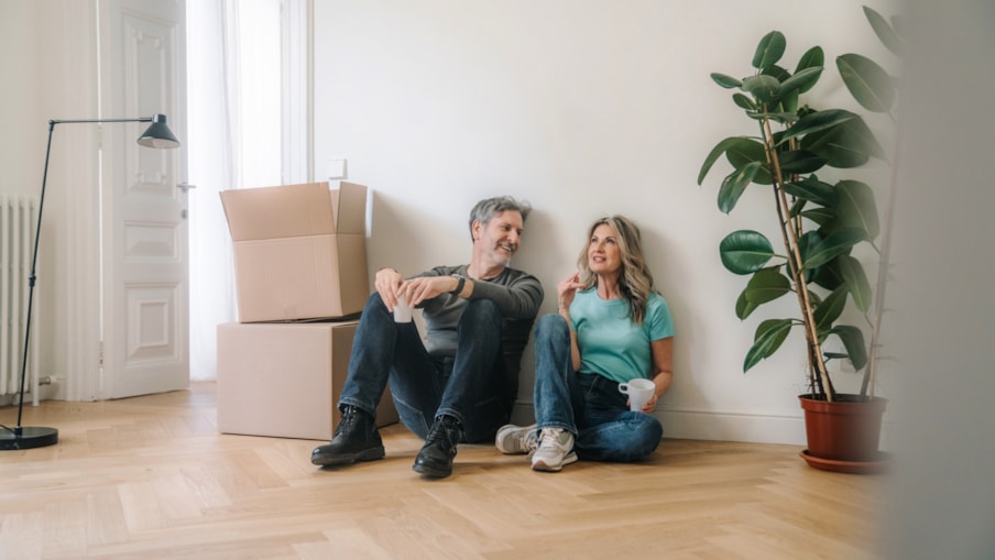 Is downsizing the right move? Saga research shows the popularity of downsizing and the top considerations for homeowners: Mortgages downsizing image