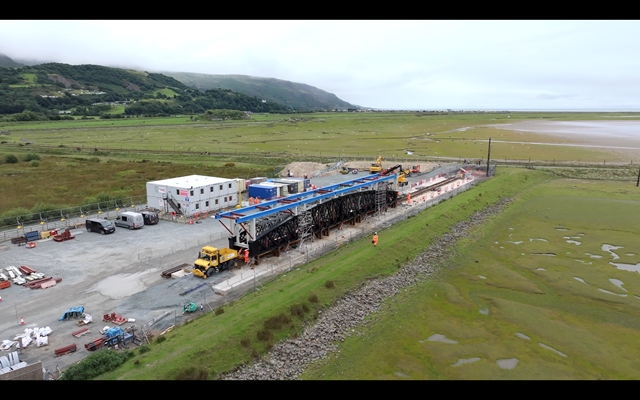 New span in Morfa compound Barmouth: New span in Morfa compound Barmouth