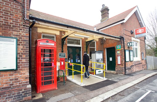 Eridge station - note new ramp