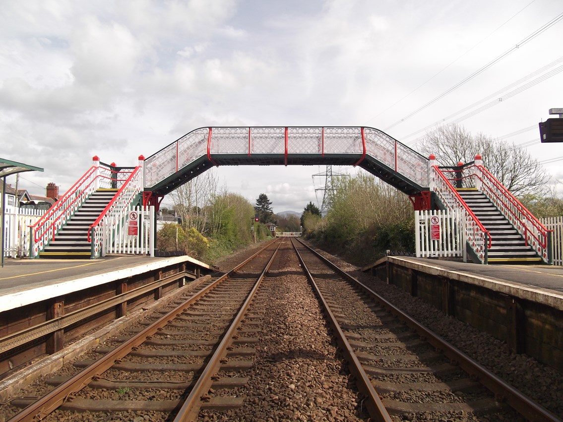 Upgrade to Llanfairpwllgwyngyllgogerychwyrndrobwllllantysiliogogogoch station footbridge has been completed: Llanfairpwll station footbridge given a face-lift by Network Rail
