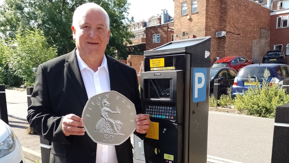 Cllr Patrick Harley promoting the new 50p parking rate-2 cropped