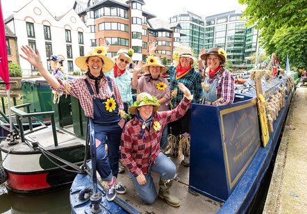 Water Fest 2019 - boaters on the Kennet