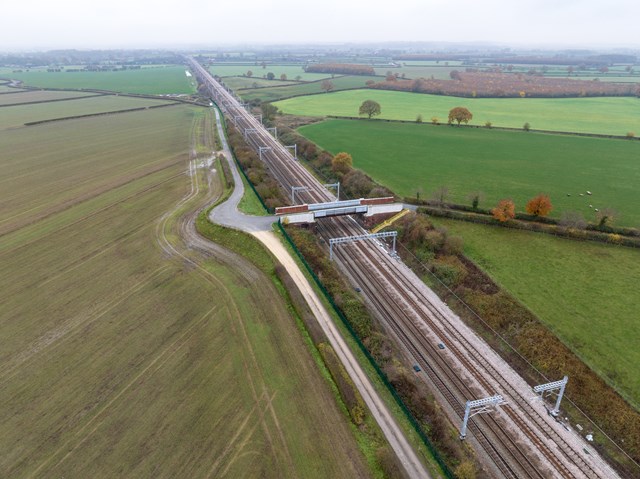 New electric wires installed in York as part of the Transpennine Route Upgrade