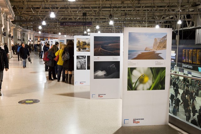 World renowned landscape photographer to attend exhibition at Edinburgh Waverley: Landscape Photographer of the Year exhibition London Waterloo3