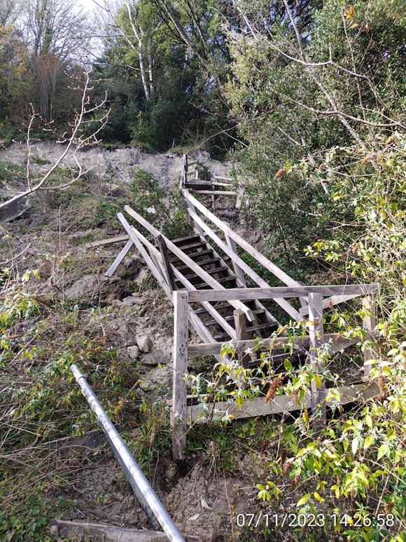 People urged to stay safe at the coast amid landslide fears: 1000001180
