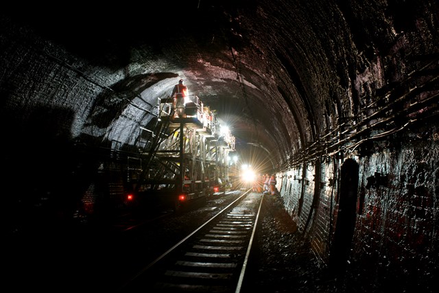 Severn Tunnel electrification preparatory work-2