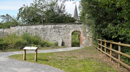 Walled Garden main entrance2