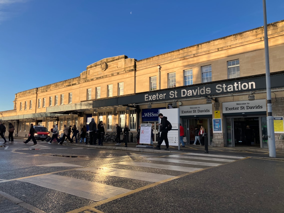 Exeter St Davids station