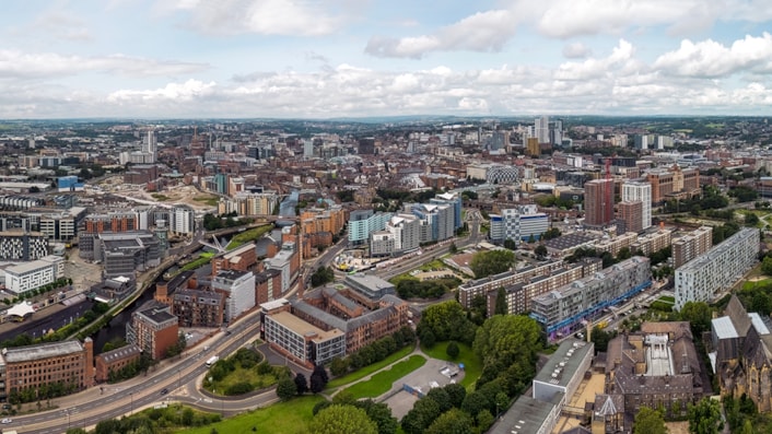 Leeds 1 sml-2: Aerial shot of Leeds