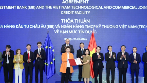 EIB Global and Techcombank announce €200 million credit line for climate investments in Viet Nam: IMG 5338