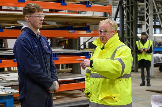 HS2 CEO Mark Thurston visits Booth Industries, Bolton-3: Mark Thurston talks to an apprentice from Booth Industries, who will be working on the HS2 project.

Tags: Manufacturing, Supply Chain, Jobs, Skills, apprenticeships, Bolton. Greater Manchester, Tunnels