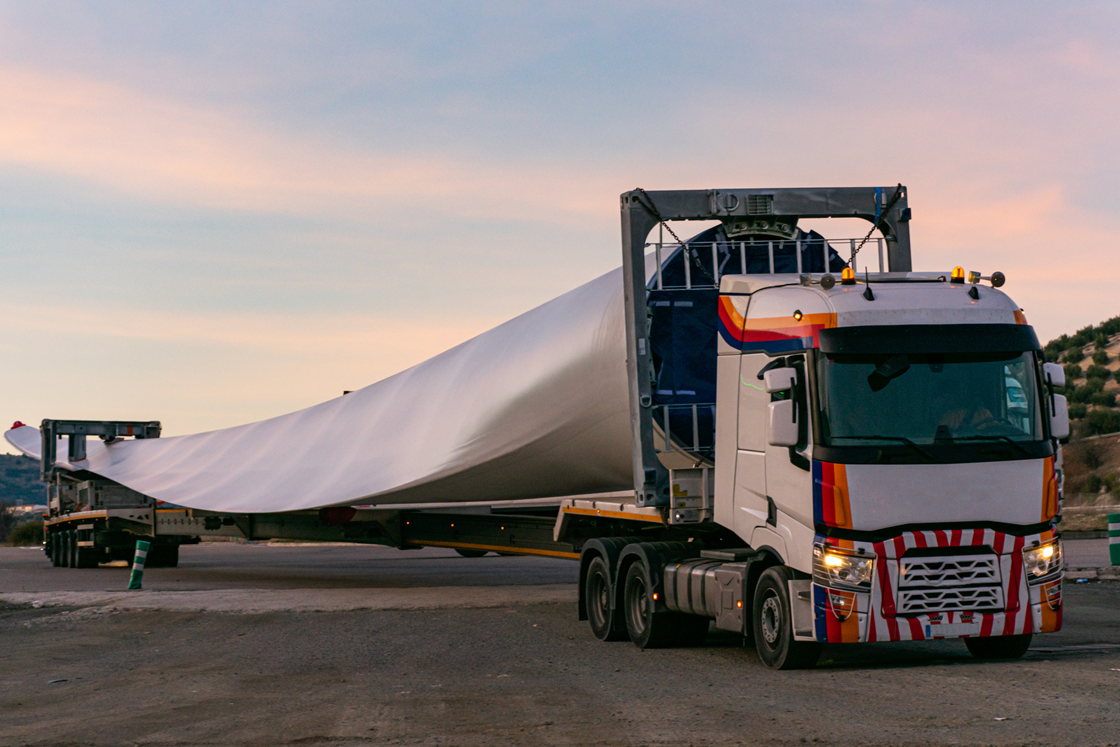Reusing retired wind turbine blades to build BBVs section of the HS2 route: HS2 Innovation Accelerator company pioneers technology to cut carbon and concrete waste