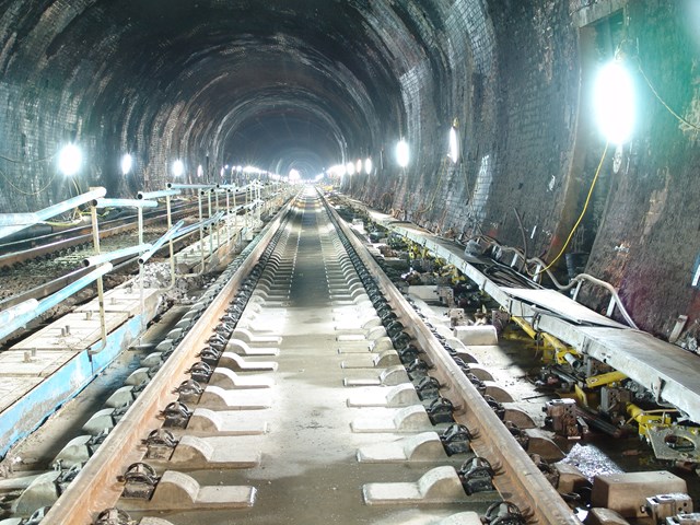 Southampton Tunnel New Track